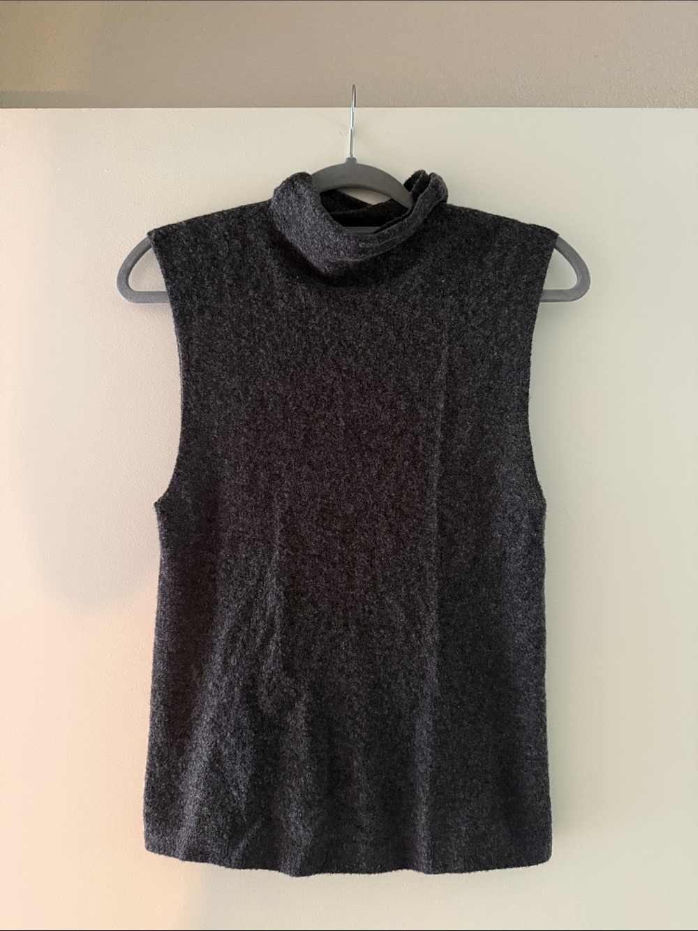 Abercrombie & Fitch Charcoal Sleeveless Turtleneck Sweater
